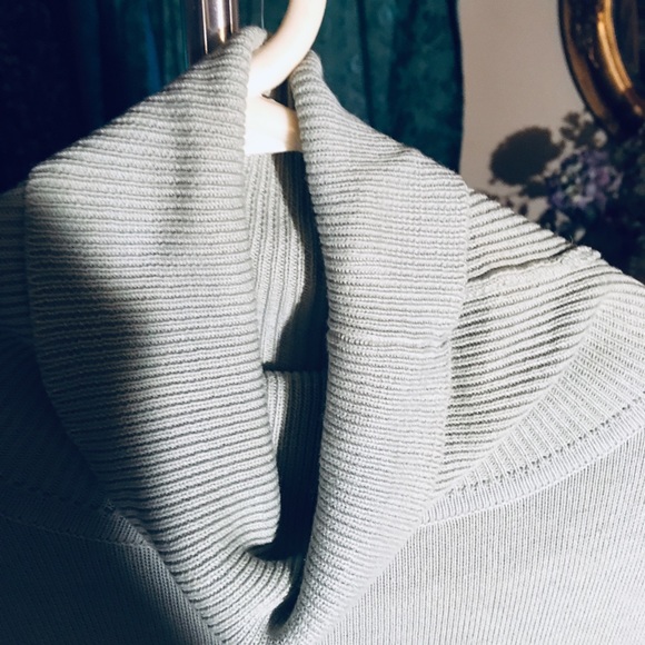 Sage Green Loose Turtleneck Sweater - Picture 3 of 5